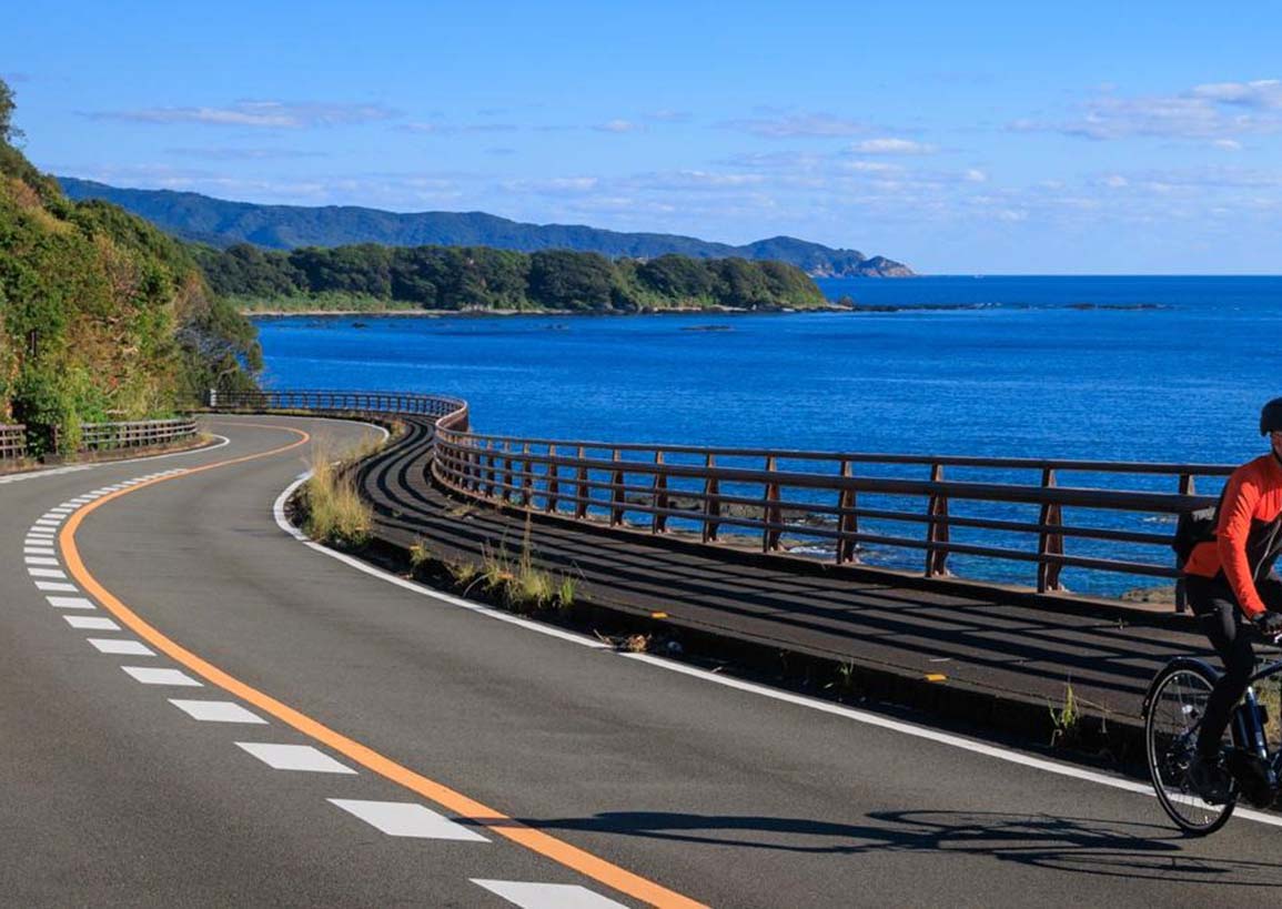 Aventure Cycliste à Carcassonne : Guide Complet sur le Paradis des Amateurs de Vélo !